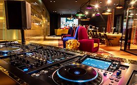 Me And All Hotel Dusseldorf Oberkassel, By Hyatt